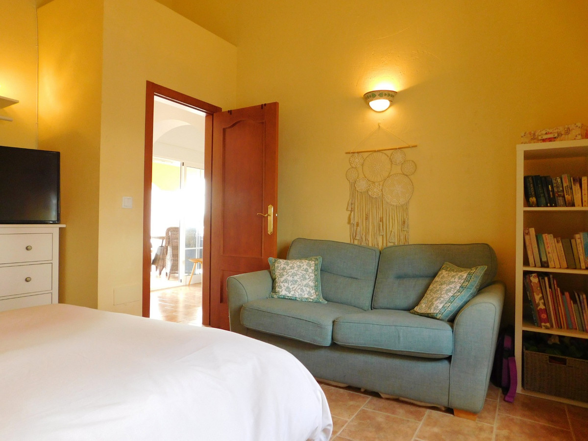 Se vende Villa - Chalet de 3 dormitorios en Costa Blanca, Alicante, España