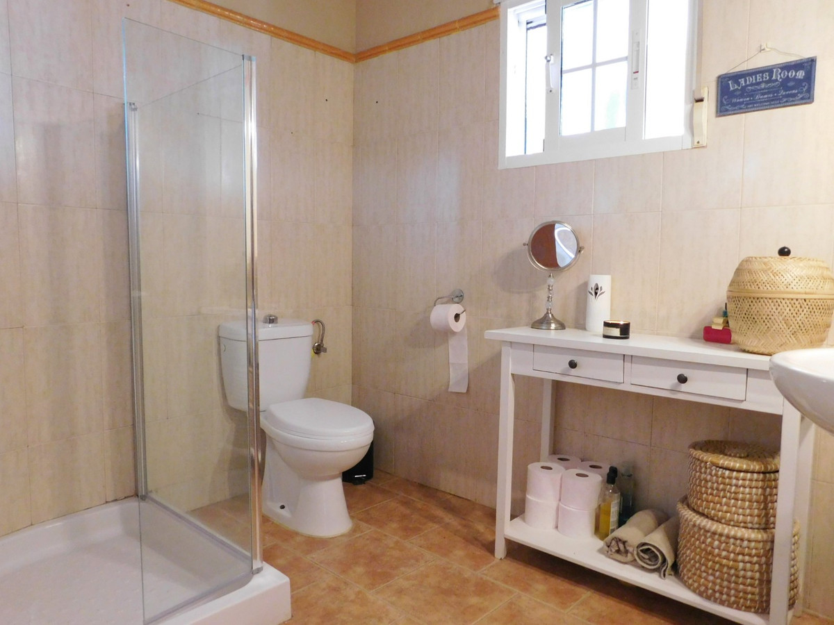 Se vende Villa - Chalet de 3 dormitorios en Costa Blanca, Alicante, España