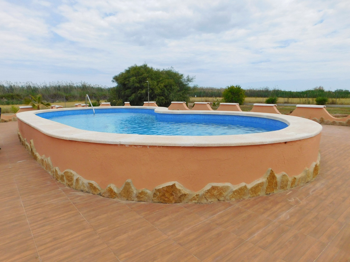 Se vende Villa - Chalet de 3 dormitorios en Costa Blanca, Alicante, España