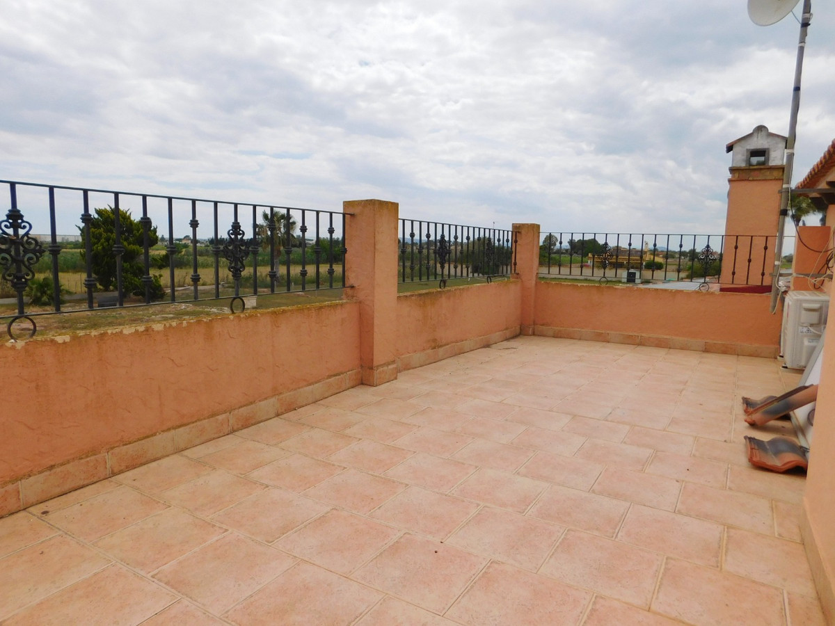 Se vende Villa - Chalet de 3 dormitorios en Costa Blanca, Alicante, España