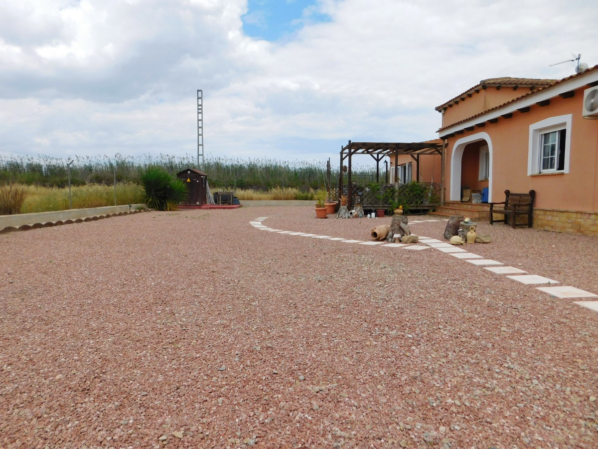 Se vende Villa - Chalet de 3 dormitorios en Costa Blanca, Alicante, España