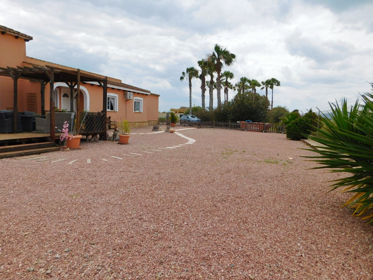 Se vende Villa - Chalet de 3 dormitorios en Costa Blanca, Alicante, España