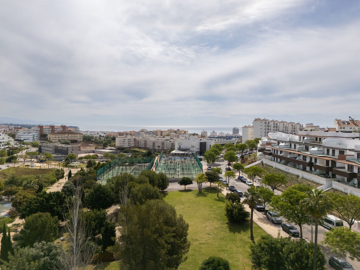 2 Bed Apartment for sale in Estepona Costa Del Sol, Málaga, Spain