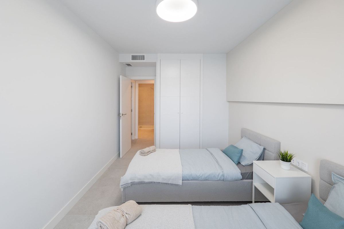 2 Bed Apartment for sale in Estepona Costa Del Sol, Málaga, Spain