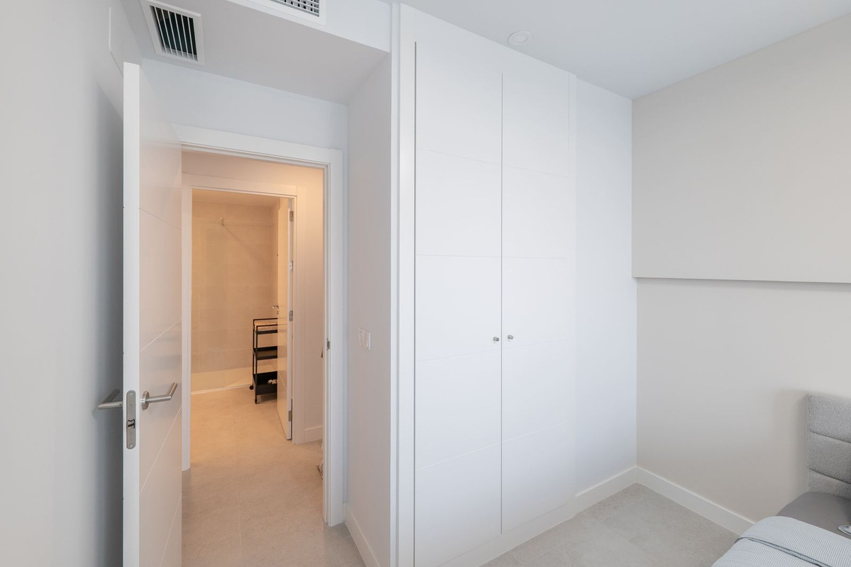 2 Bed Apartment for sale in Estepona Costa Del Sol, Málaga, Spain