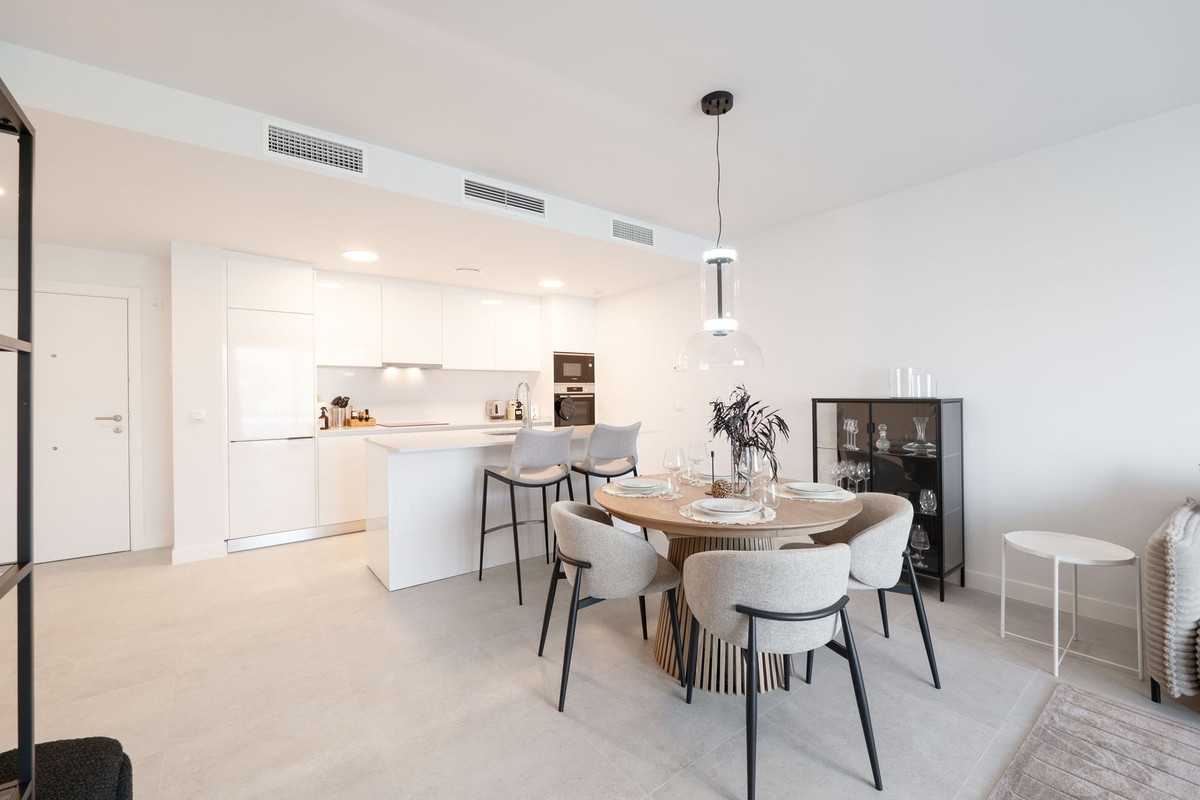 2 Bed Apartment for sale in Estepona Costa Del Sol, Málaga, Spain