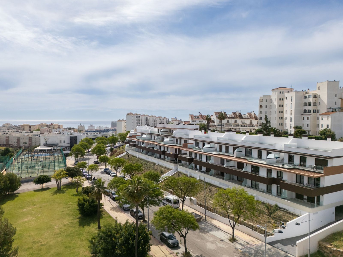 2 Bed Apartment for sale in Estepona Costa Del Sol, Málaga, Spain