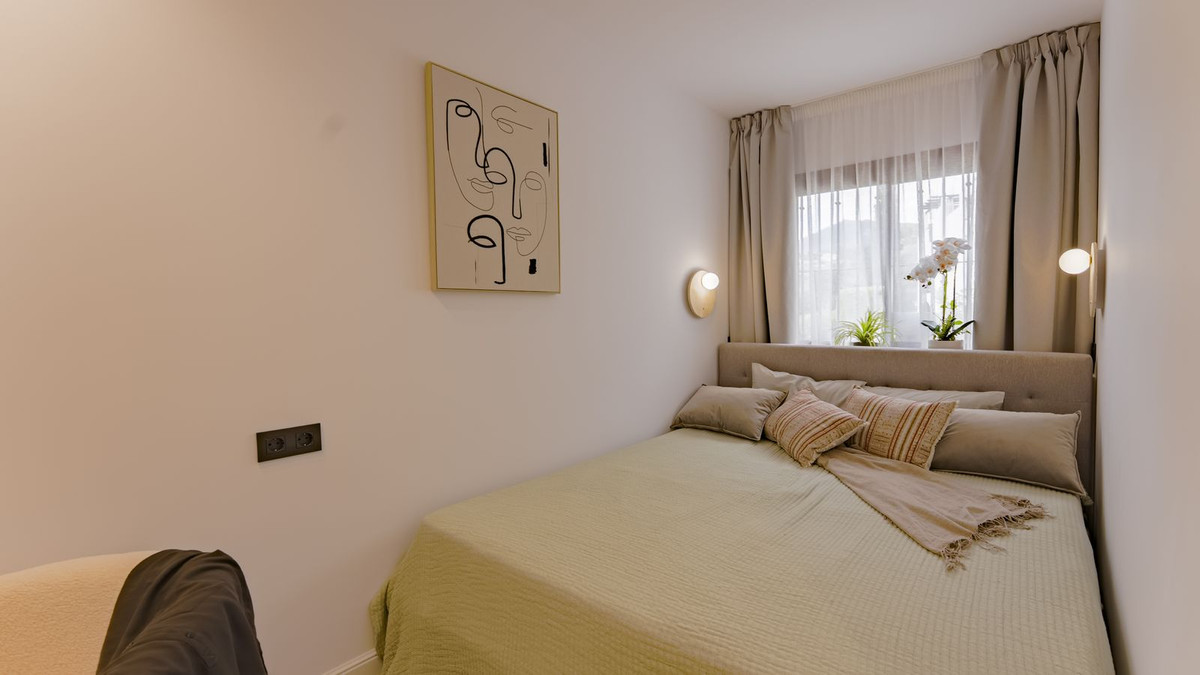 3 Bed Townhouse for sale in Benahavís Costa Del Sol, Málaga, Spain