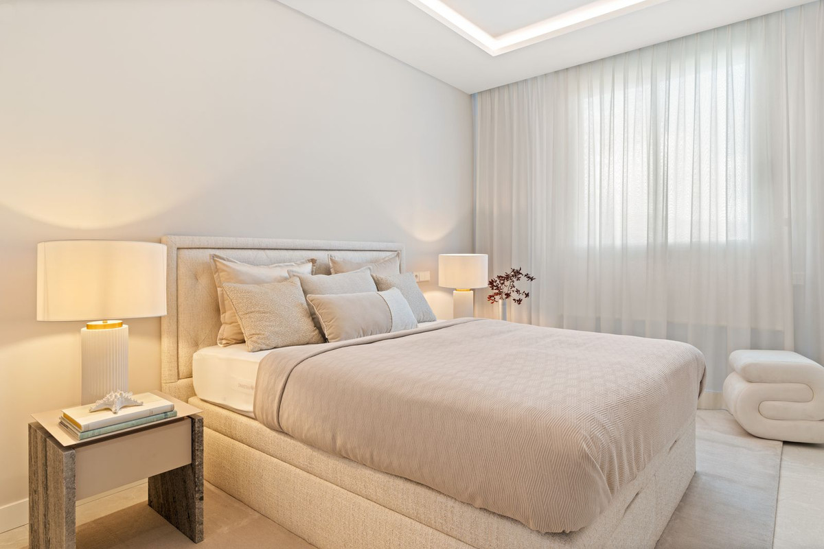 4 Bed Apartment for sale in Santa Clara Costa Del Sol, Málaga, Spain