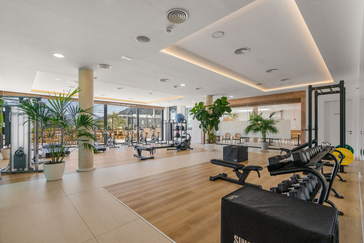 4 Bed Apartment for sale in Santa Clara Costa Del Sol, Málaga, Spain
