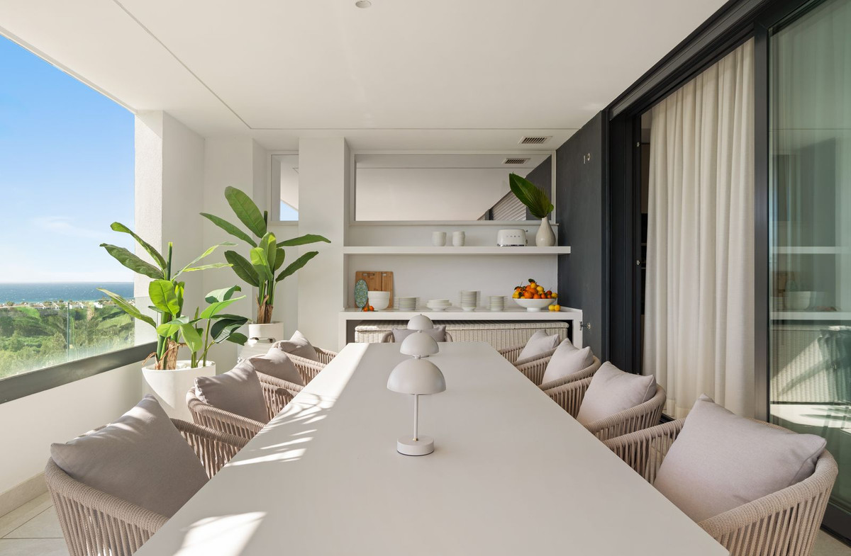 4 Bed Apartment for sale in Santa Clara Costa Del Sol, Málaga, Spain