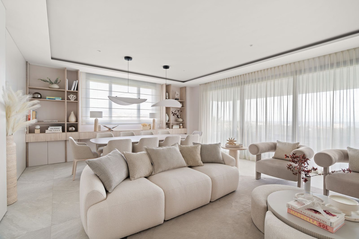 4 Bed Apartment for sale in Santa Clara Costa Del Sol, Málaga, Spain