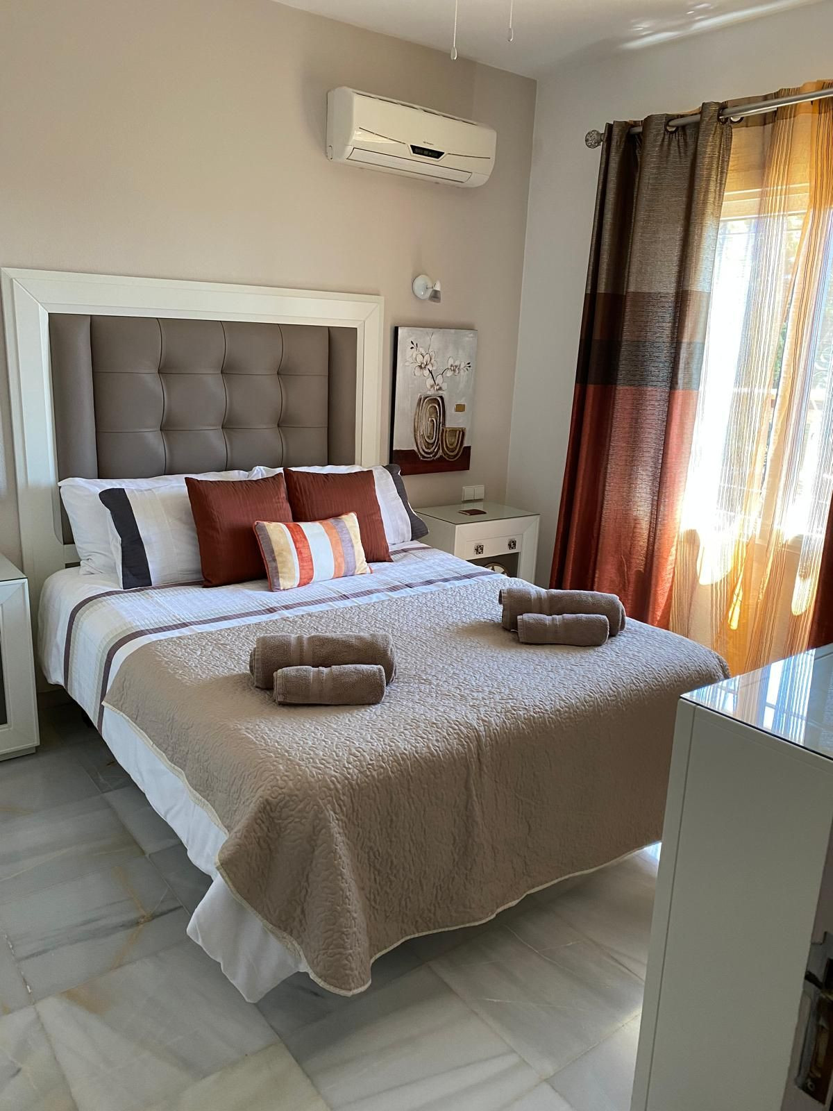 4 Bed Townhouse for sale in El Paraiso Costa Del Sol, Málaga, Spain
