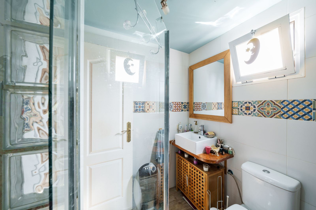 3 Bed Townhouse for sale in Nagüeles Costa Del Sol, Málaga, Spain