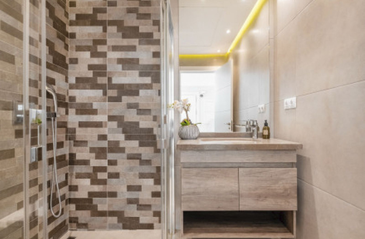 3 Bed Apartment for sale in La Quinta Costa Del Sol, Málaga, Spain