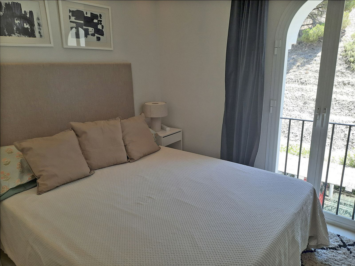 3 Bed Apartment for sale in La Quinta Costa Del Sol, Málaga, Spain