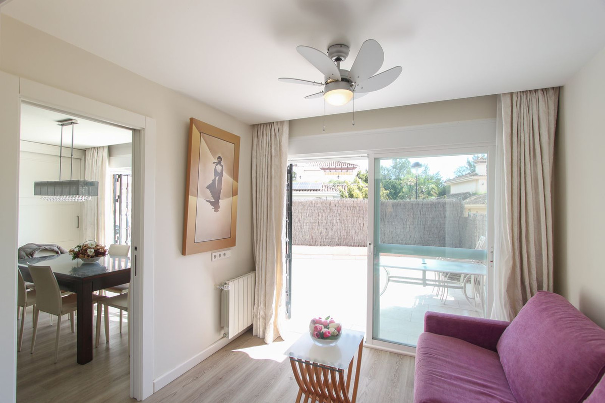 3 Bed Apartment for sale in Guadalmina Alta Costa Del Sol, Málaga, Spain