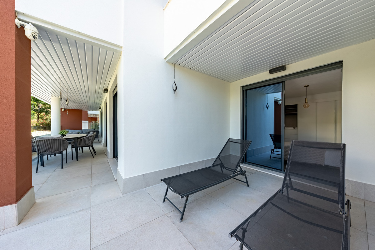 3 Bed Apartment for sale in Benahavís Costa Del Sol, Málaga, Spain