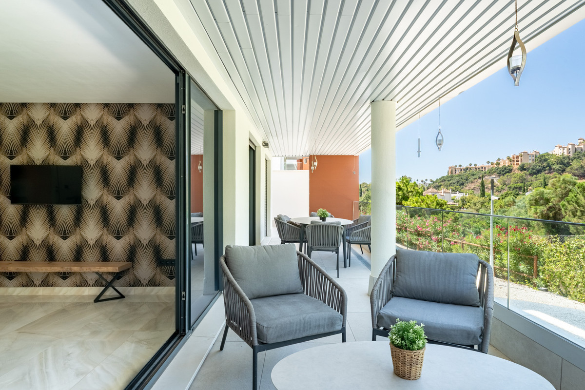 3 Bed Apartment for sale in Benahavís Costa Del Sol, Málaga, Spain