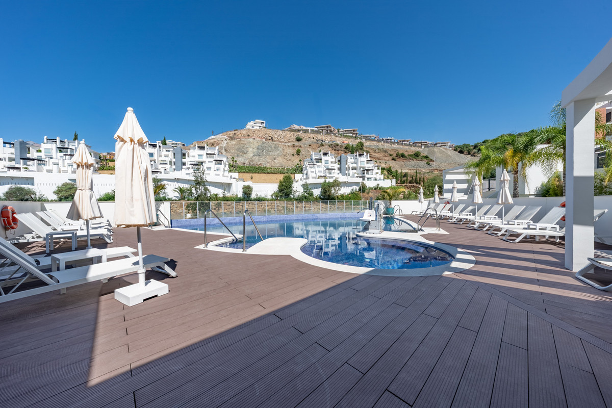 3 Bed Apartment for sale in Benahavís Costa Del Sol, Málaga, Spain