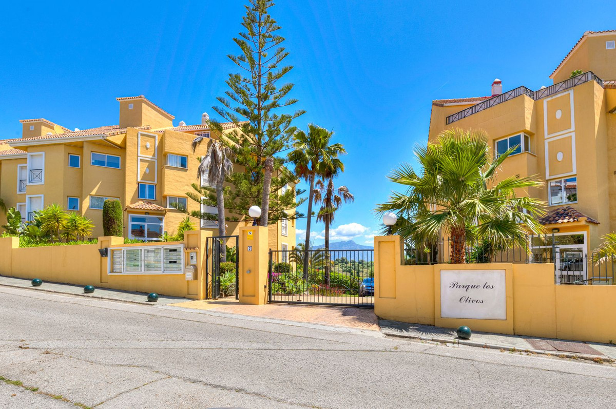 2 Bed Apartment for sale in Bel Air Costa Del Sol, Málaga, Spain