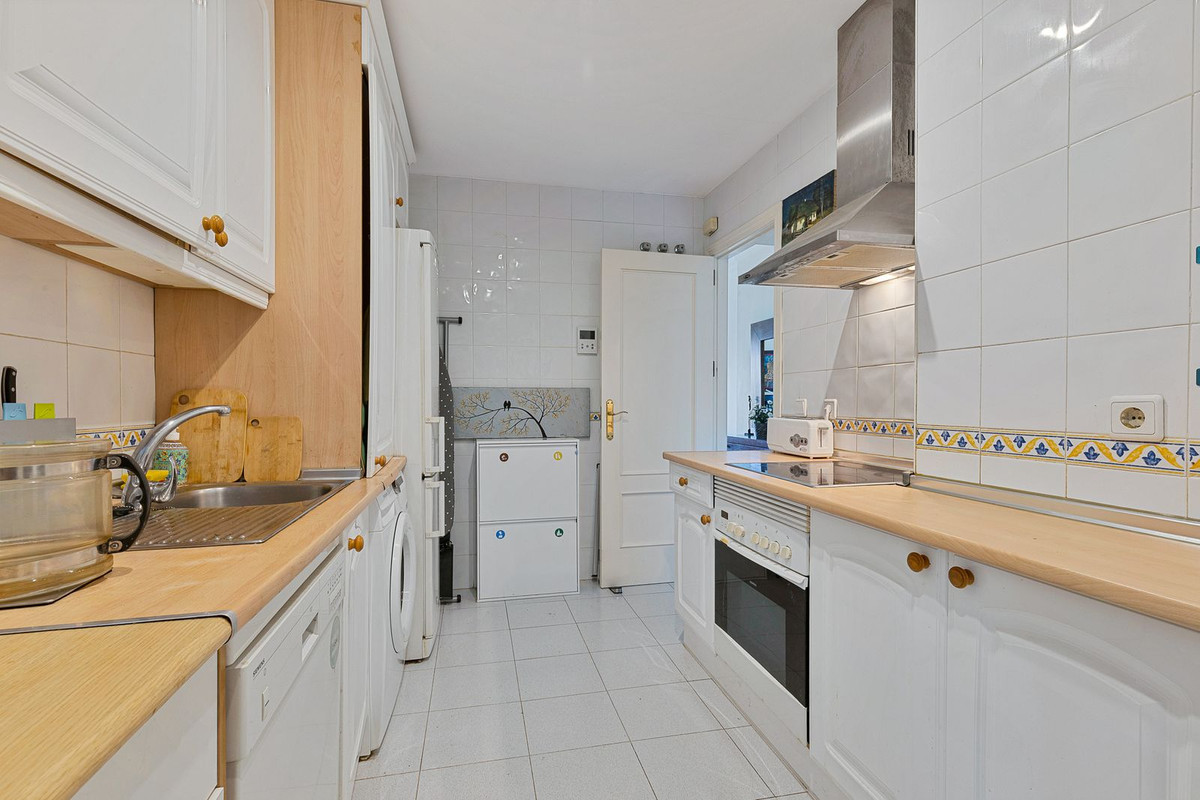 2 Bed Apartment for sale in Bel Air Costa Del Sol, Málaga, Spain