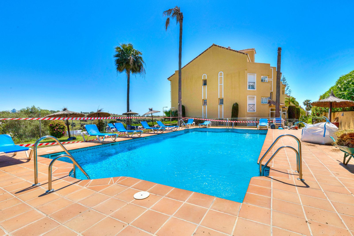 2 Bed Apartment for sale in Bel Air Costa Del Sol, Málaga, Spain