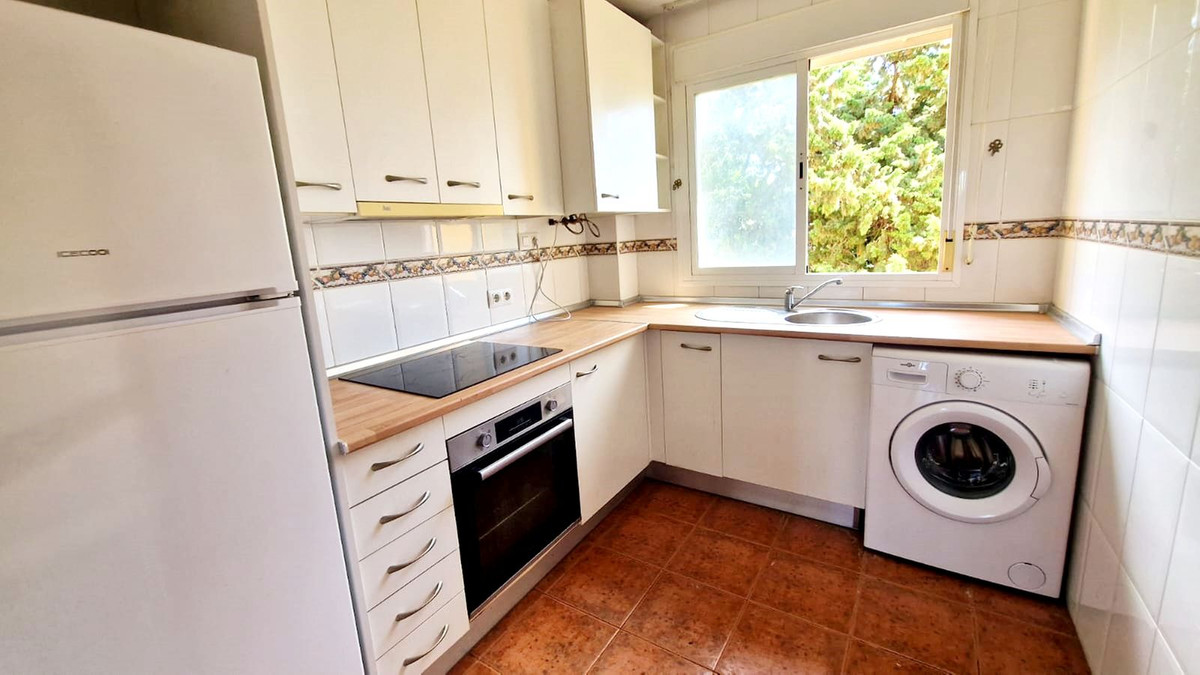 2 Bed Apartment for sale in Torreblanca Costa Del Sol, Málaga, Spain