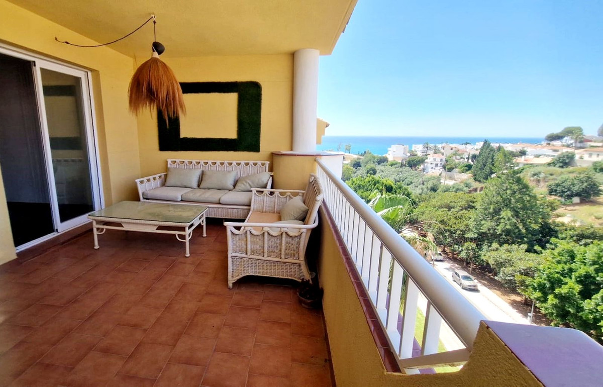 2 Bed Apartment for sale in Torreblanca Costa Del Sol, Málaga, Spain