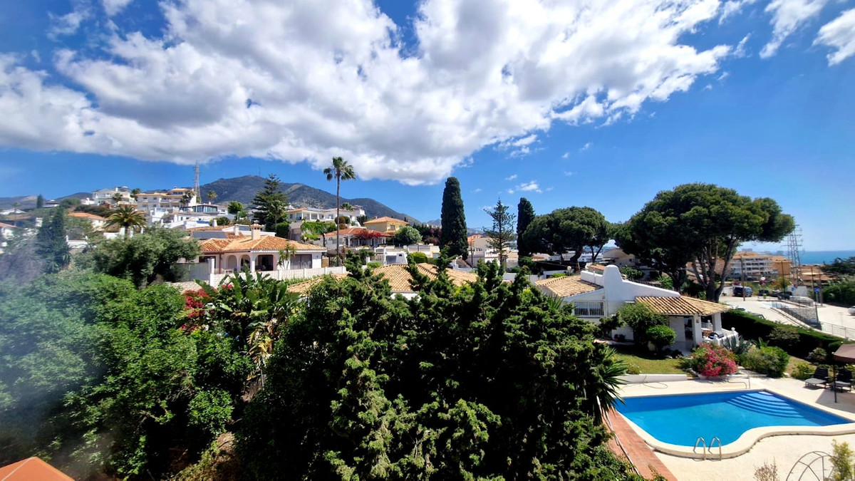 2 Bed Apartment for sale in Torreblanca Costa Del Sol, Málaga, Spain