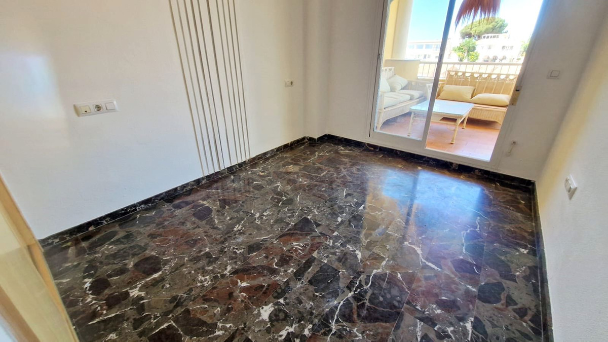 2 Bed Apartment for sale in Torreblanca Costa Del Sol, Málaga, Spain