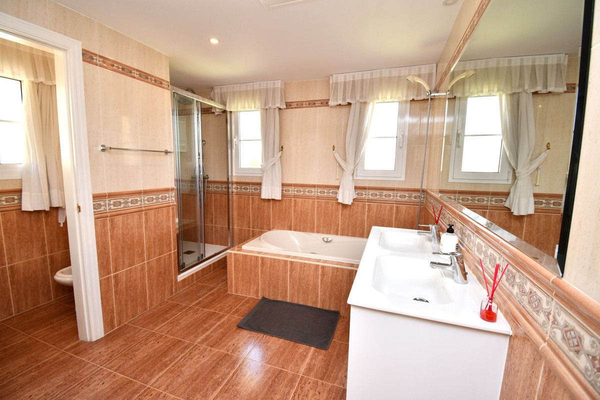 9 Bed Townhouse for sale in Mijas Golf Costa Del Sol, Málaga, Spain