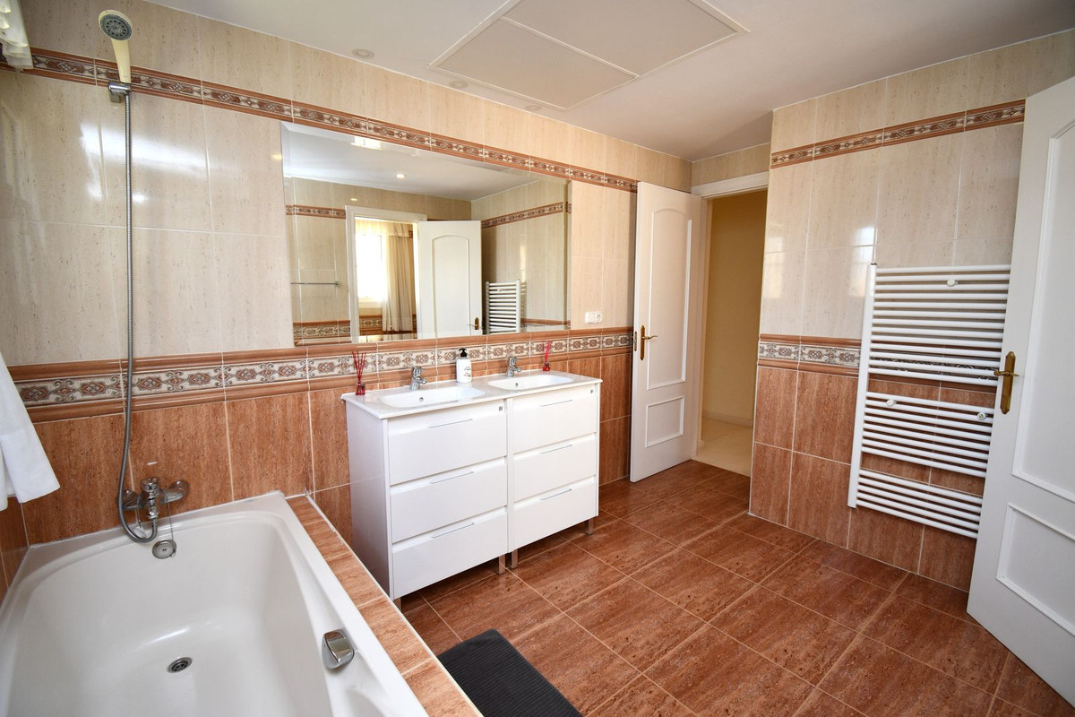 9 Bed Townhouse for sale in Mijas Golf Costa Del Sol, Málaga, Spain