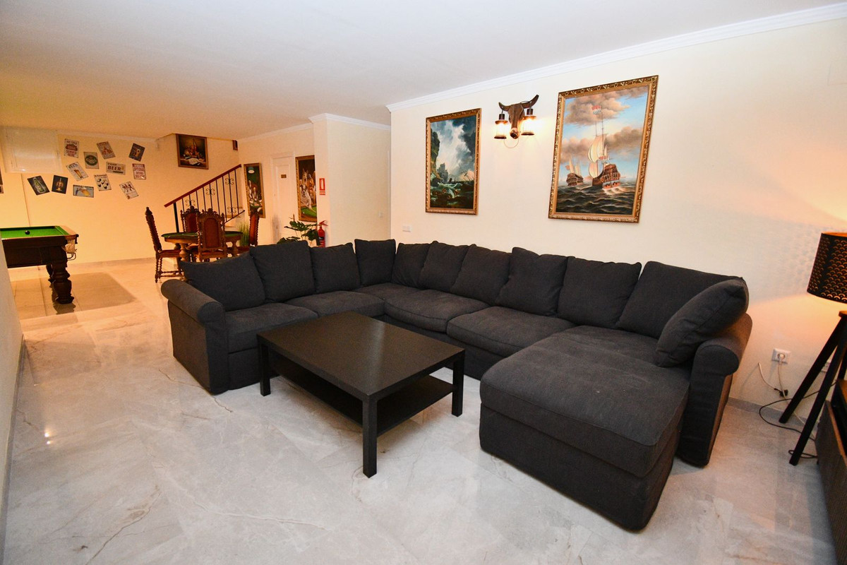 9 Bed Townhouse for sale in Mijas Golf Costa Del Sol, Málaga, Spain