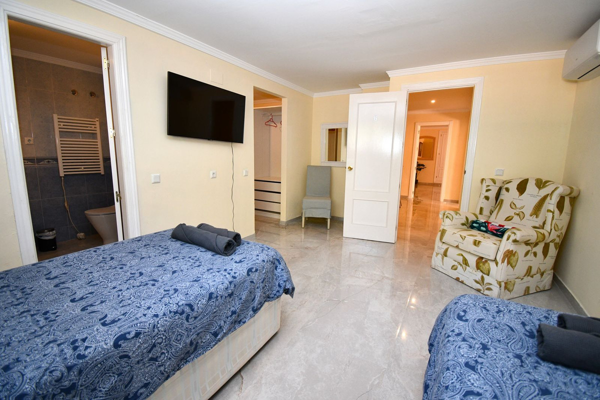 9 Bed Townhouse for sale in Mijas Golf Costa Del Sol, Málaga, Spain