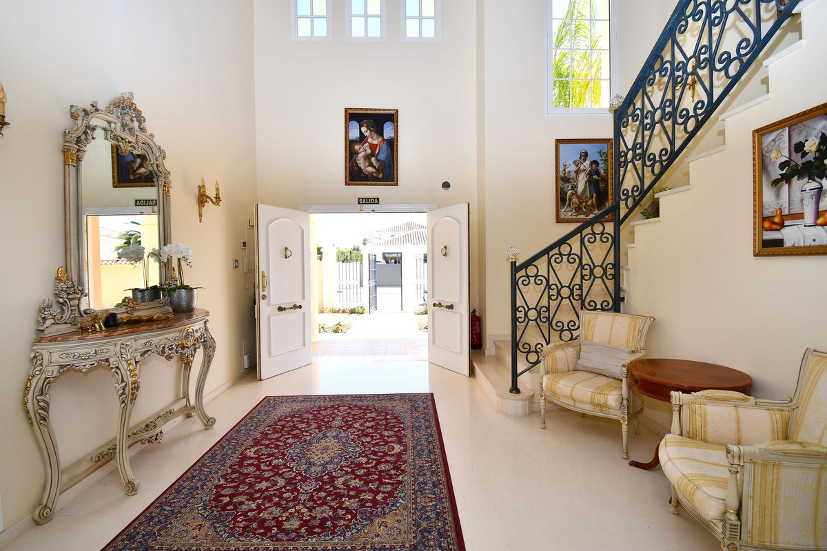 9 Bed Townhouse for sale in Mijas Golf Costa Del Sol, Málaga, Spain
