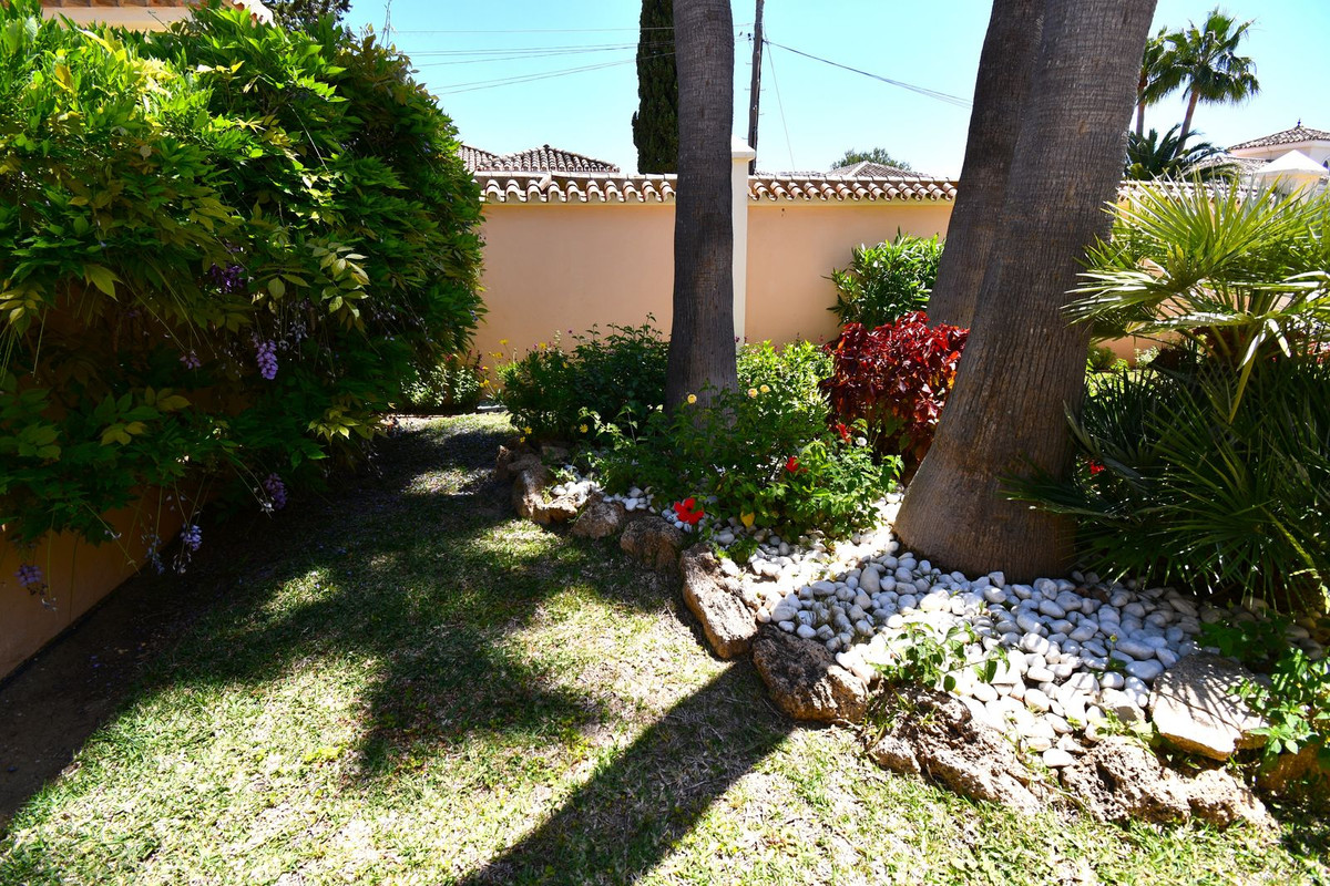 9 Bed Townhouse for sale in Mijas Golf Costa Del Sol, Málaga, Spain
