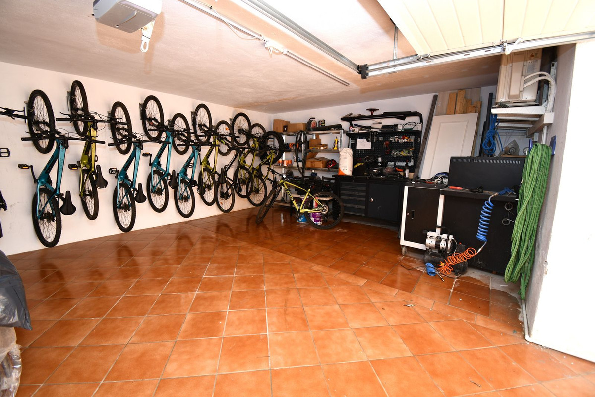 9 Bed Townhouse for sale in Mijas Golf Costa Del Sol, Málaga, Spain