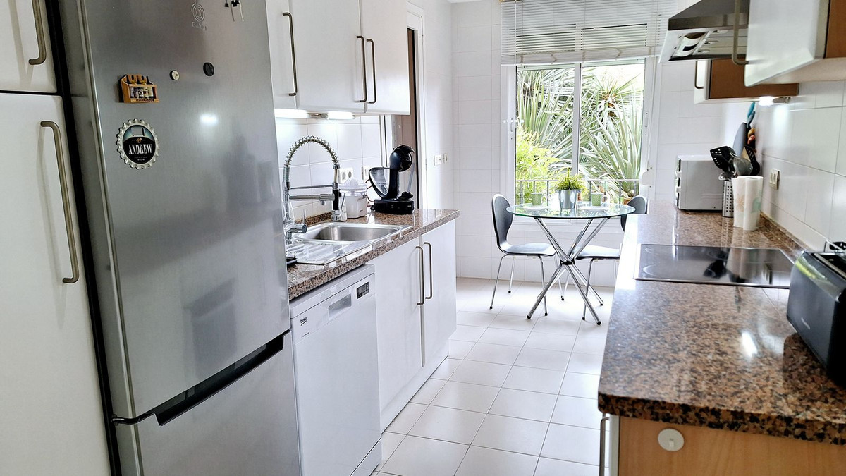 Se vende Apartamento Planta Baja de 2 dormitorios en Costa Del Sol, Málaga, España