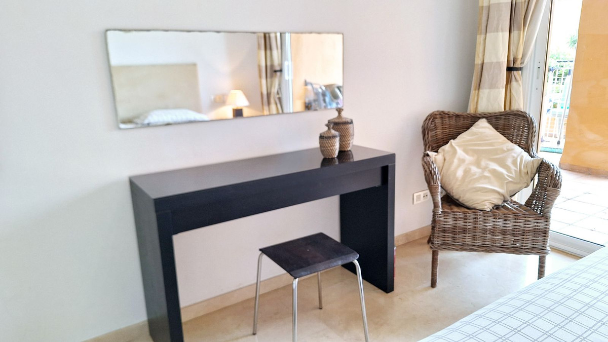 Se vende Apartamento Planta Baja de 2 dormitorios en Costa Del Sol, Málaga, España