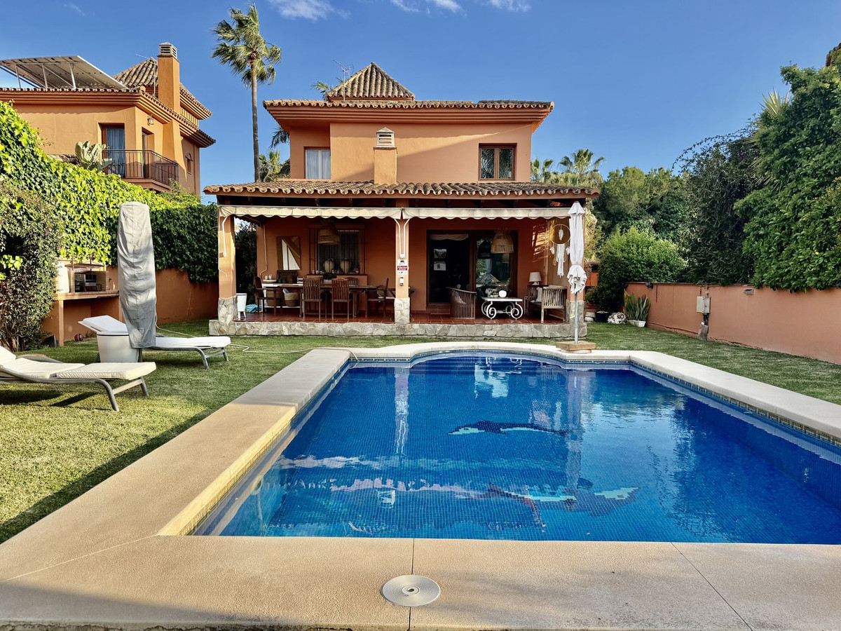 4 Bed Townhouse for sale in Mijas Costa Costa Del Sol, Málaga, Spain