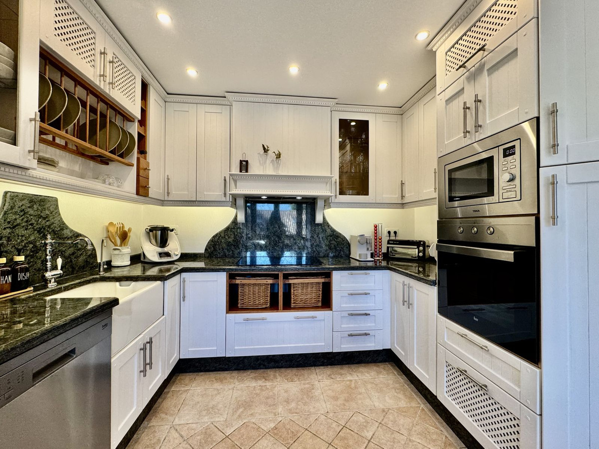 4 Bed Townhouse for sale in Mijas Costa Costa Del Sol, Málaga, Spain
