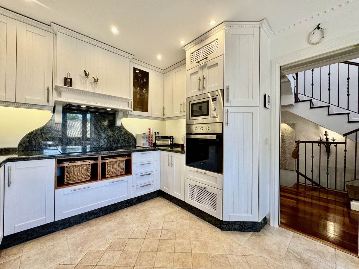 4 Bed Townhouse for sale in Mijas Costa Costa Del Sol, Málaga, Spain