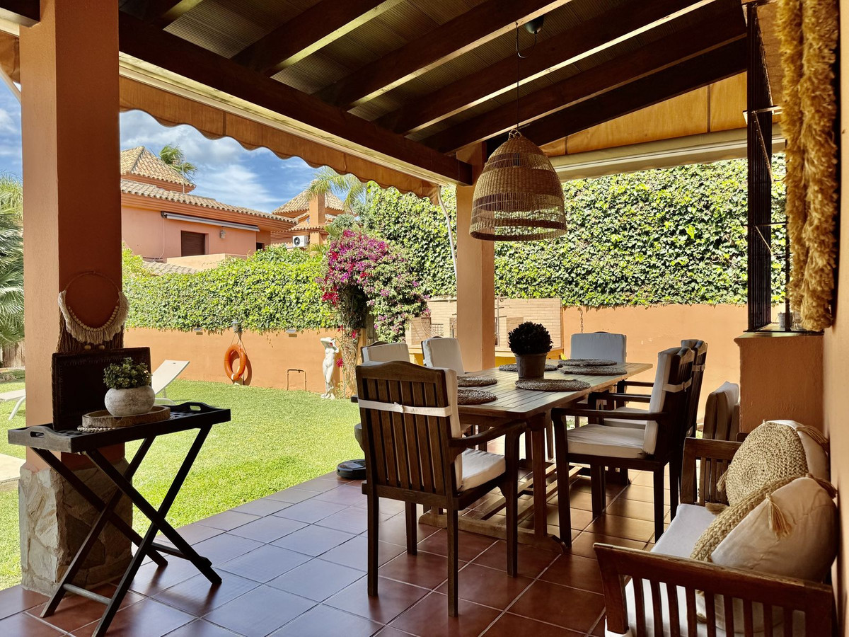 4 Bed Townhouse for sale in Mijas Costa Costa Del Sol, Málaga, Spain