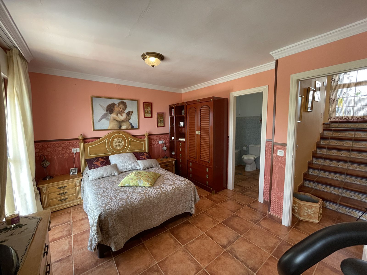 4 Bed Townhouse for sale in Altos De Los Monteros Costa Del Sol, Málaga, Spain