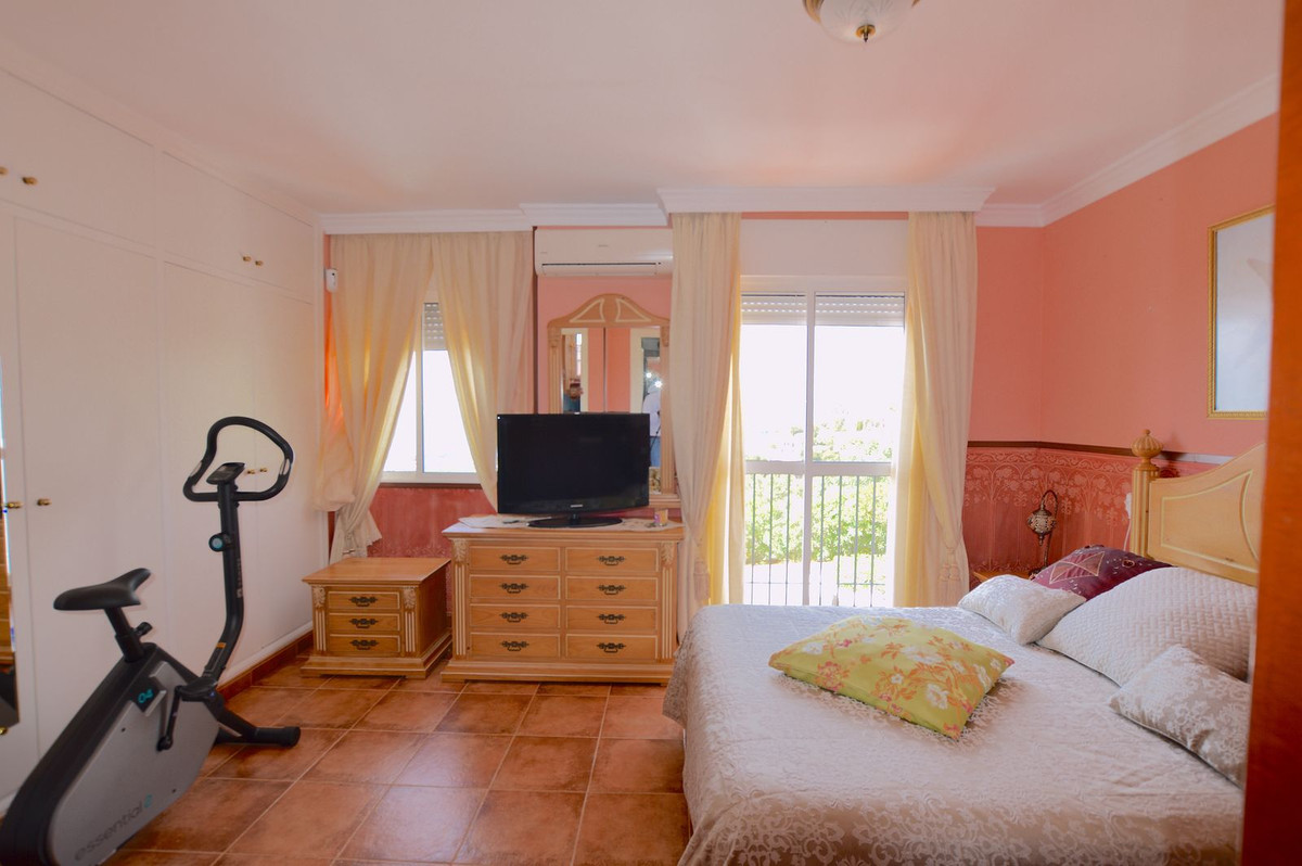 4 Bed Townhouse for sale in Altos De Los Monteros Costa Del Sol, Málaga, Spain