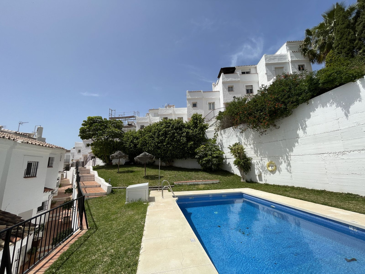 4 Bed Townhouse for sale in Altos De Los Monteros Costa Del Sol, Málaga, Spain