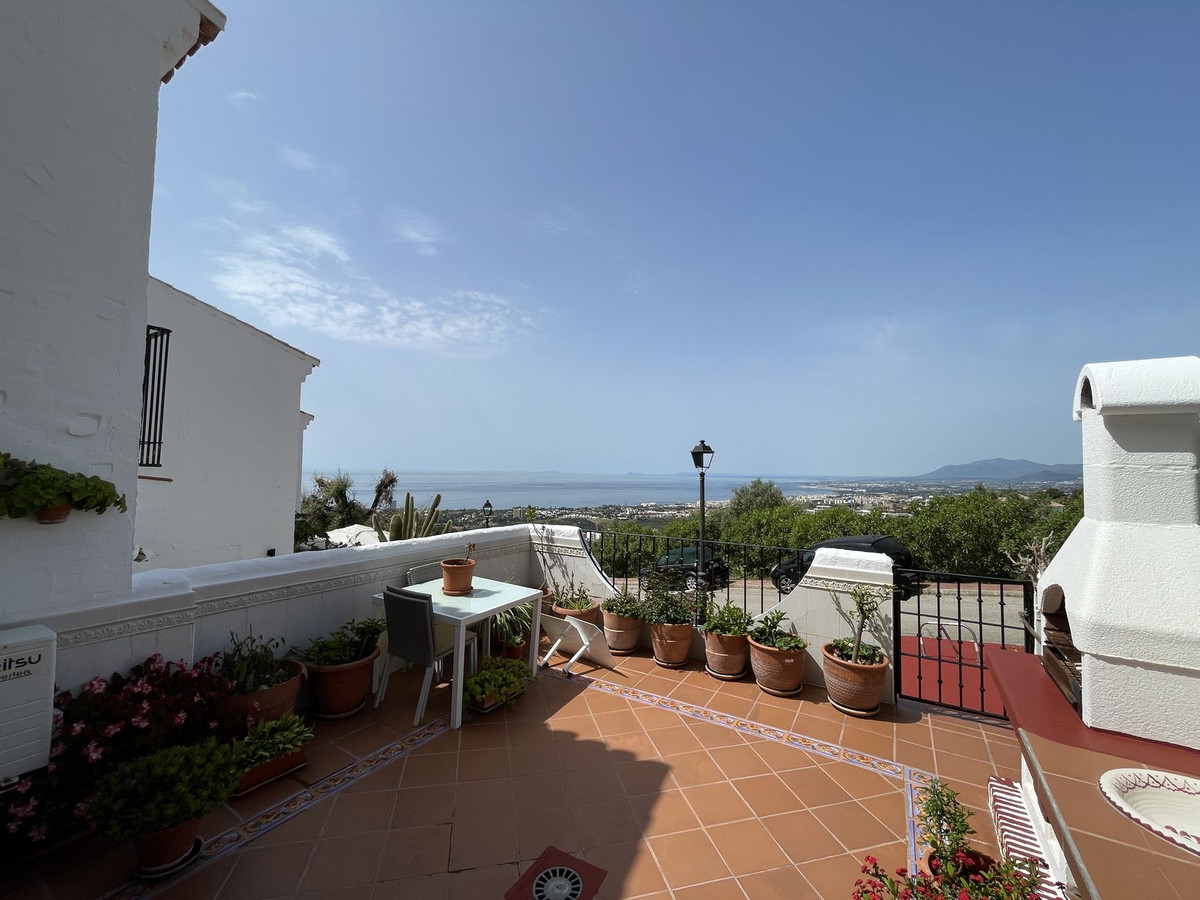 4 Bed Townhouse for sale in Altos De Los Monteros Costa Del Sol, Málaga, Spain