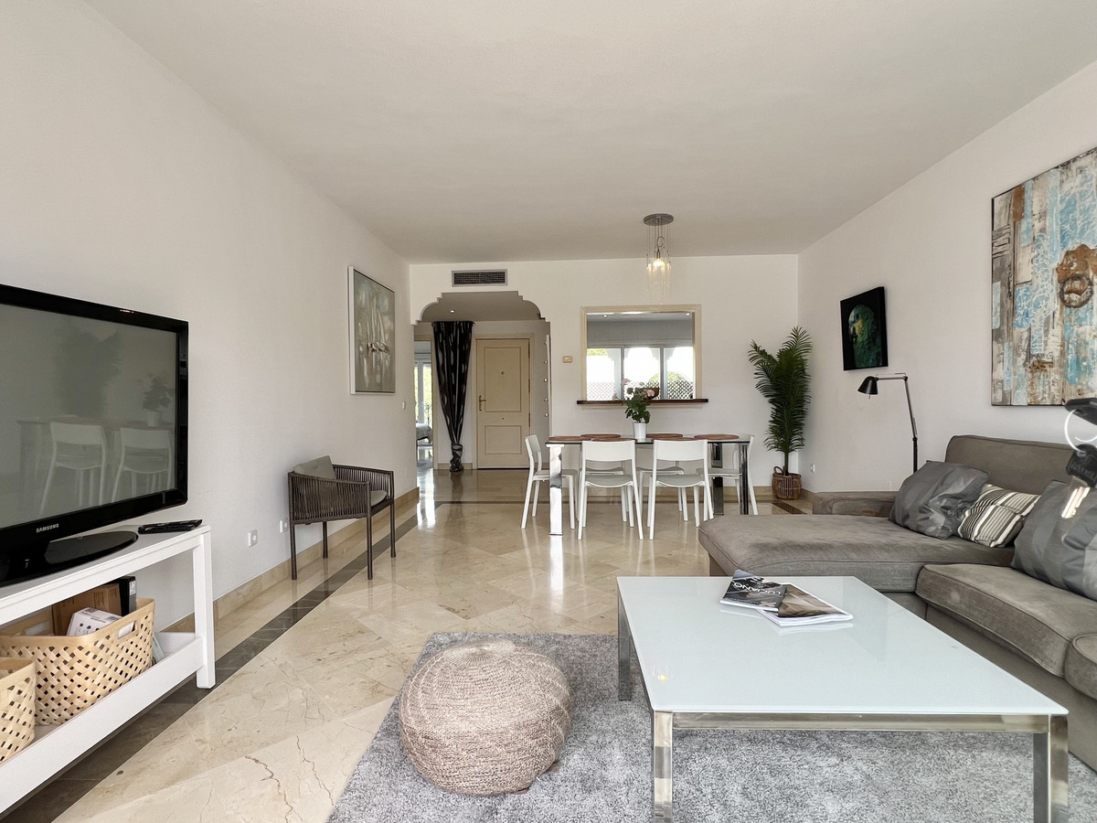 2 Bed Apartment for sale in El Presidente Costa Del Sol, Málaga, Spain