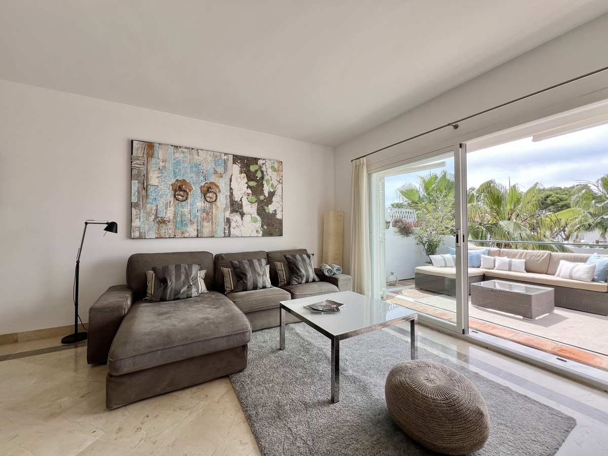 2 Bed Apartment for sale in El Presidente Costa Del Sol, Málaga, Spain